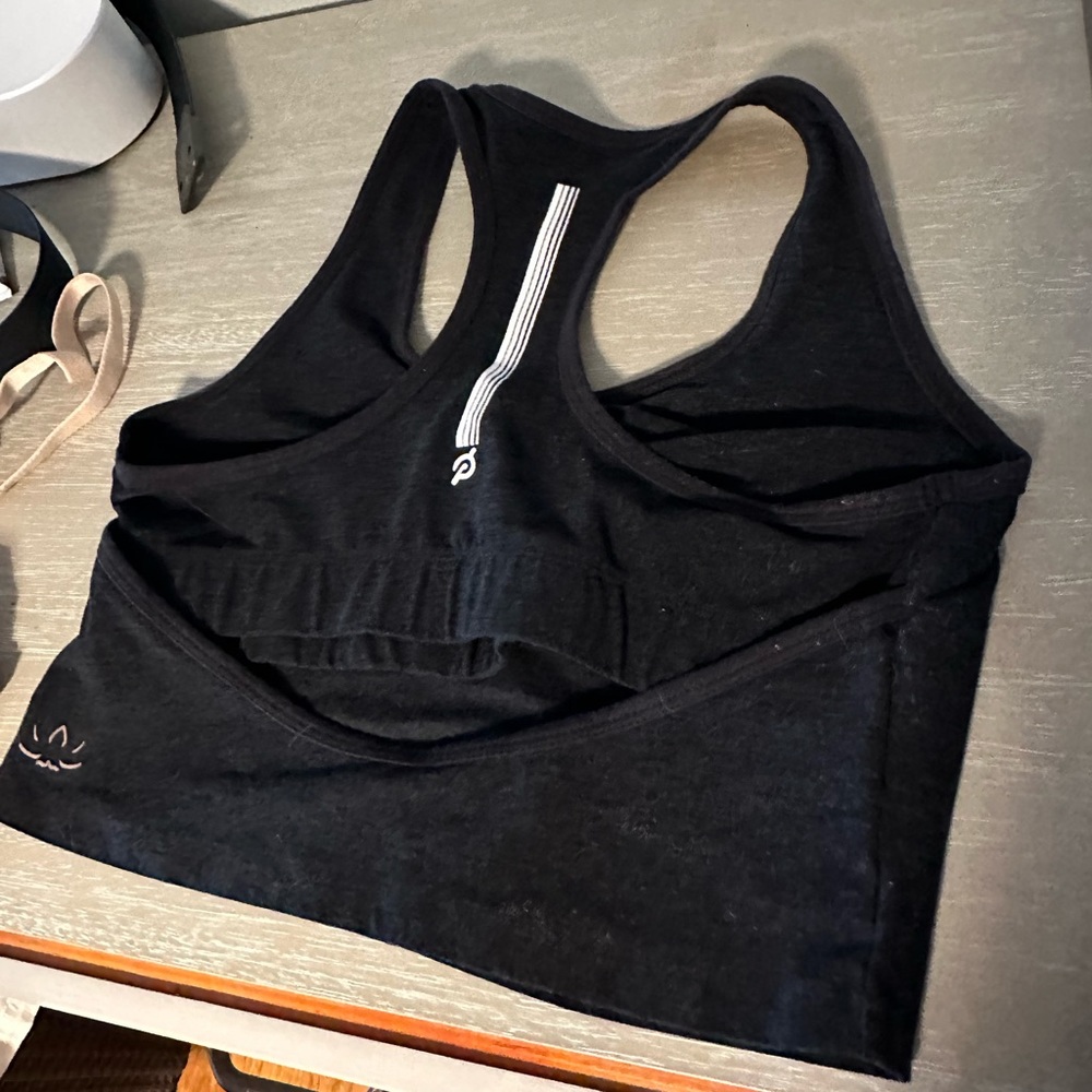 Beyond yoga peloton sports bra 1x & aerie bralette